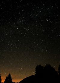 gwieździste, wiosenne niebo